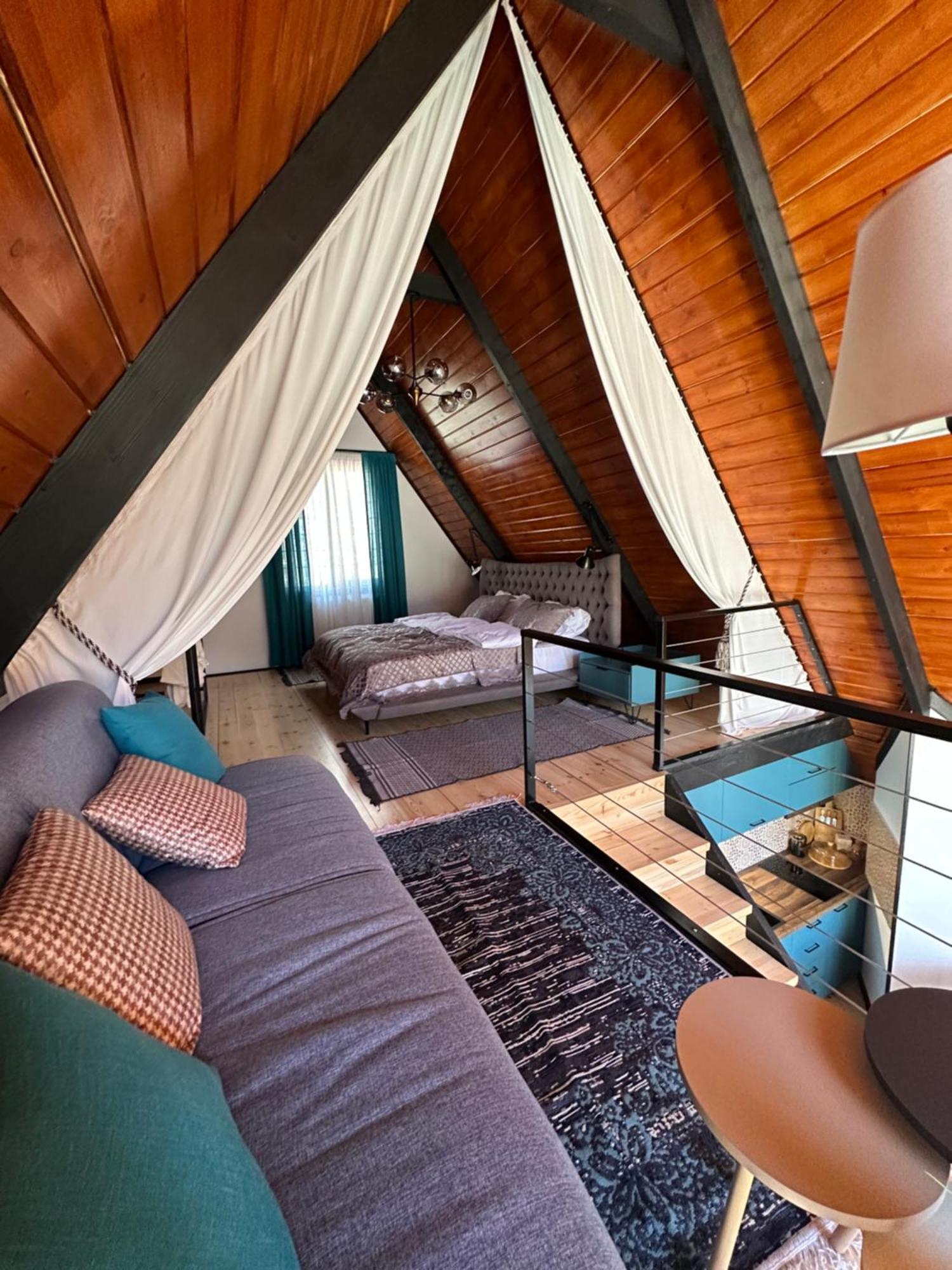 Cottage Veranda Kazbegi Bagian luar foto